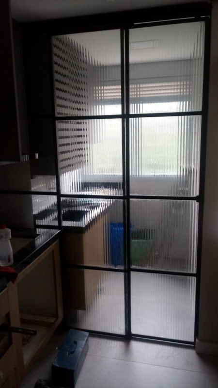 Instalação de Box de Vidro para Cozinha Preços Vila Duzzi - Instalação de Fachada de Vidro