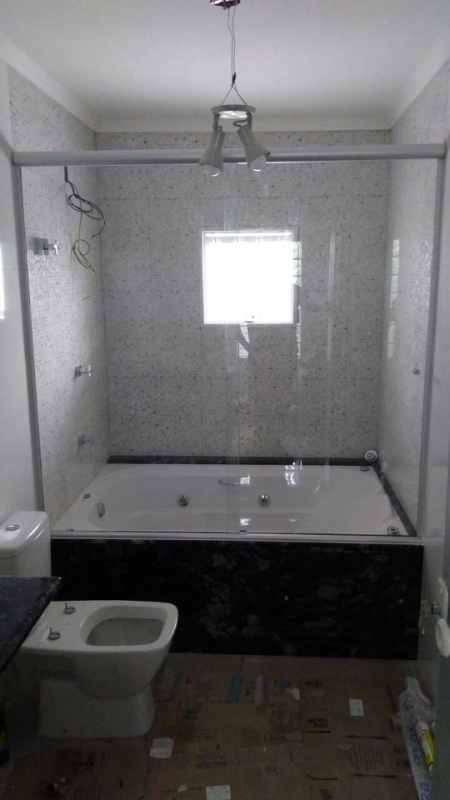 Orçamento de Box de Vidro de Correr para Banheiro São José - Box de Vidro de Canto para Banheiro